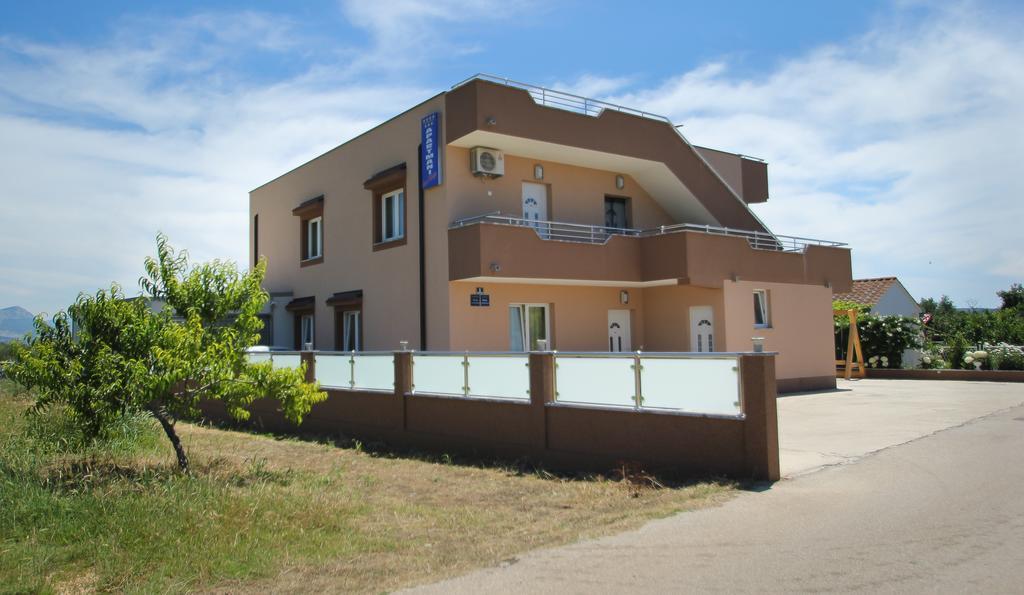 Ana & Marija Apartment Kastela Exterior photo